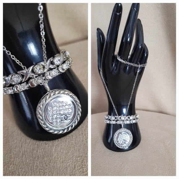 CC LOGO Necklace - Picture 12 of 12